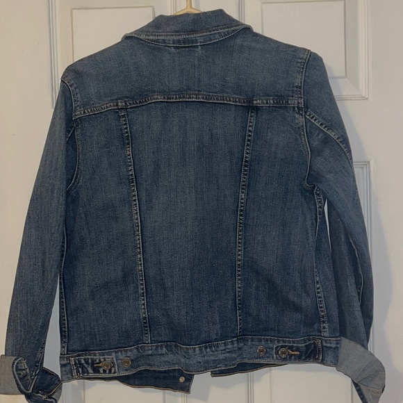 Women’s Levi’s Jean Jacket NEVER WORN - Picture 2 of 3